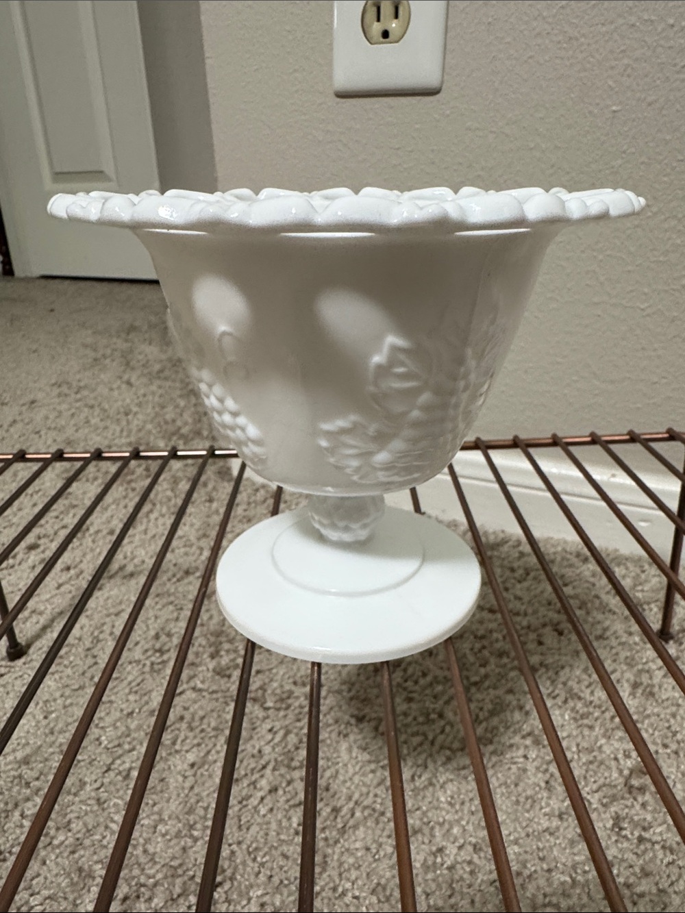 Vintage Indiana Glass / Milk Glass Pedestal Bowl - Harvest grape pattern